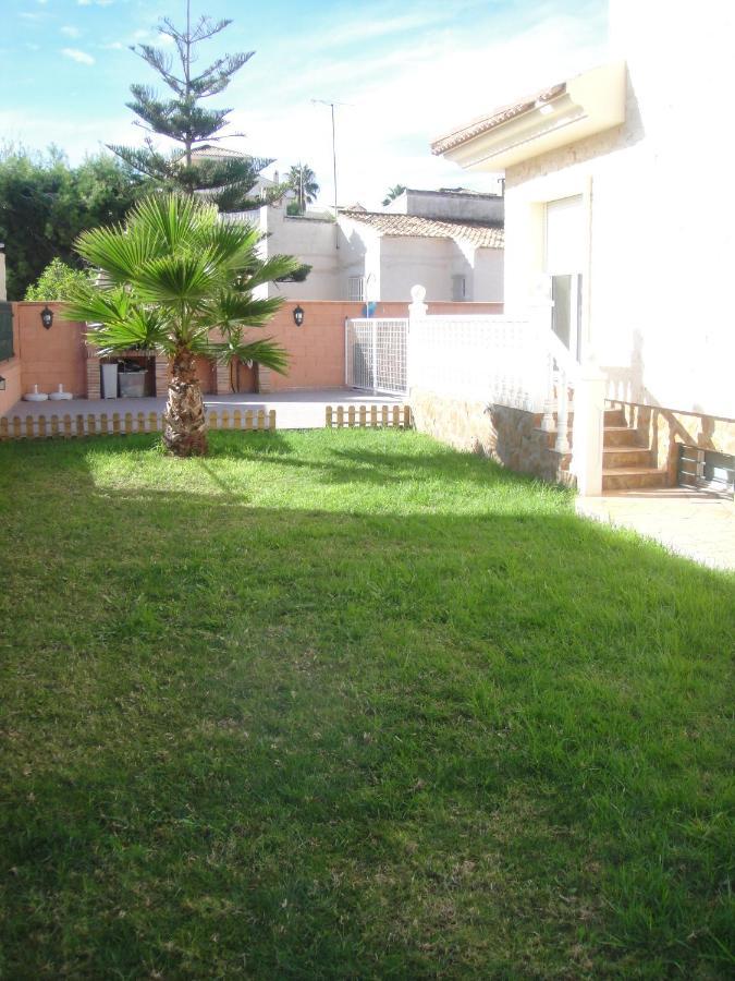 Chalet Muy Cerca De La Playa Con Piscina Privada Dehesa de Campoamor  المظهر الخارجي الصورة