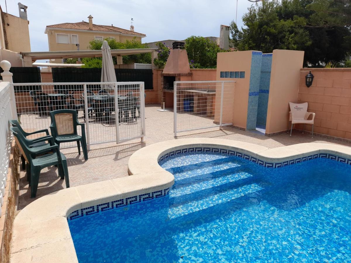 Chalet Muy Cerca De La Playa Con Piscina Privada Dehesa de Campoamor  المظهر الخارجي الصورة